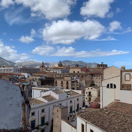 Sopra I Tetti Di Ballaro Palermo Kültér fotó