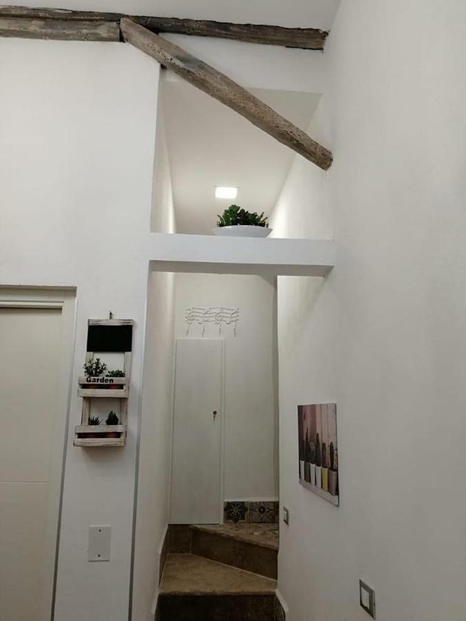 Sopra I Tetti Di Ballaro Palermo Kültér fotó