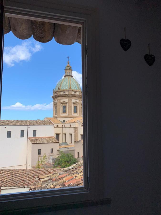 Sopra I Tetti Di Ballaro Palermo Kültér fotó